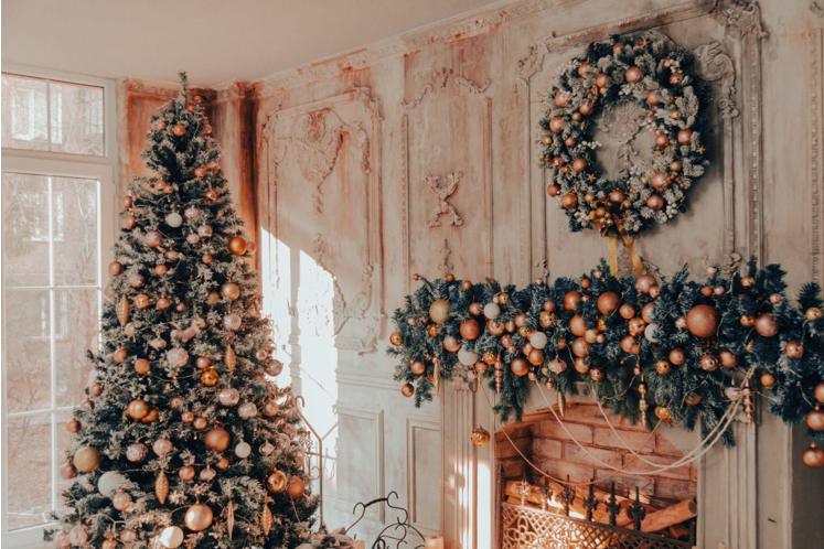 Eco-Friendly Christmas: The Best Green Artificial Christmas Trees to Decorate Your Home